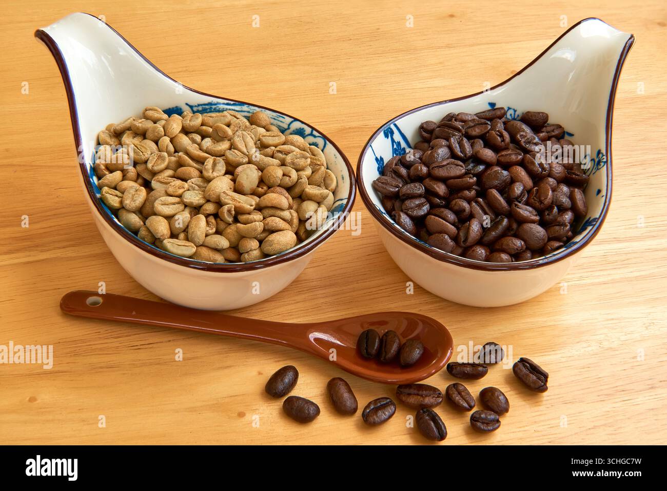 A Comparison Of Green Raw Coffee Beans And Dark Roasted Coffee Beans In A Comparison Of Green Raw Coffee Beans And Dark Roasted Coffee Beans In