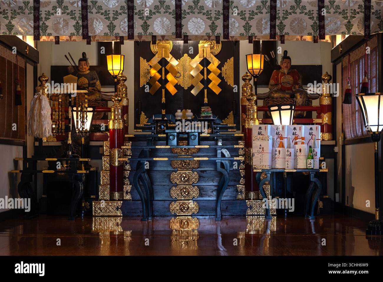 Suga Shrine, Shinjuku, Tokyo, August 2025 - Stock Image