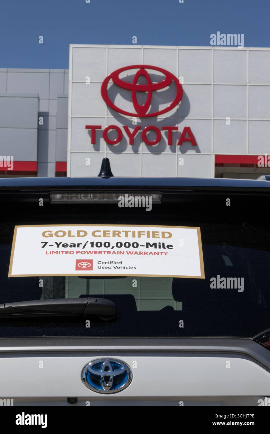 Noblesville - August 31, 2025: Toyota Gold Certified logo. Toyota's Certified Pre-Owned program offers rigorous inspections and extended warranties. Stock Photo
