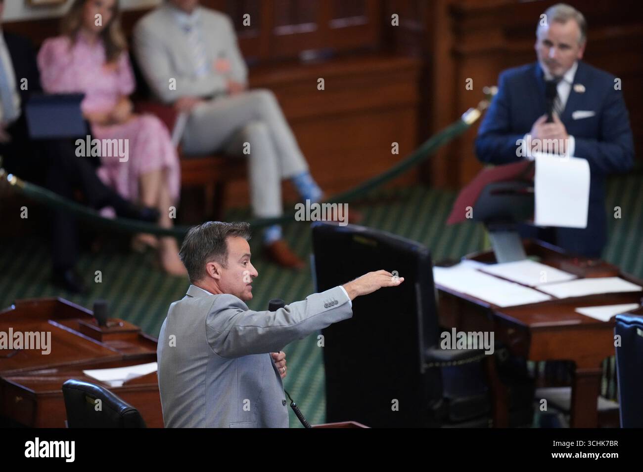 Texas Sen. Roland Gutierrez, D-San Antonio, left, and Texas state Sen ...