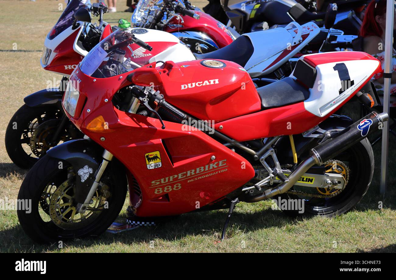Ducati 888 hi-res stock photography and images - Alamy