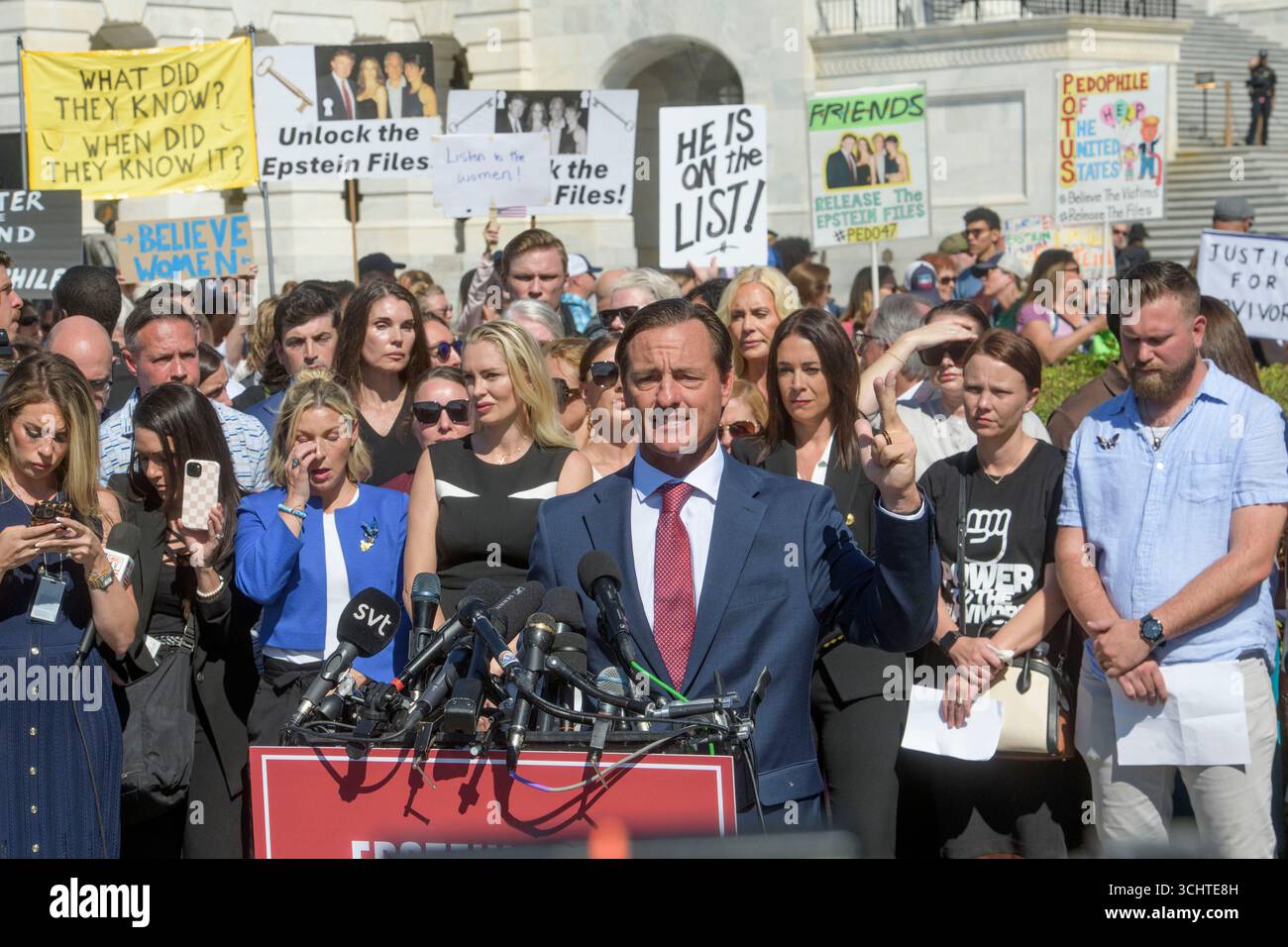 Attorney Bradley Edwards speaks during a news conference regarding the ...
