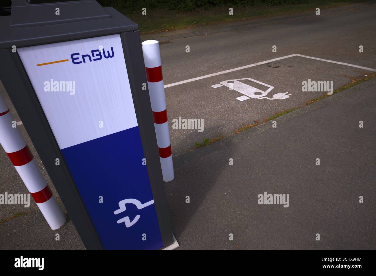 Car park with EnBW charging station for electric cars, charging station, e-charging station, e-mobility, empty, free, unused, without e-car, pictogram Stock Photo