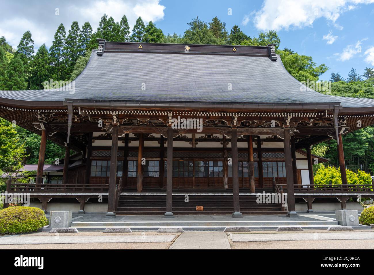 Traditional wooden structures of Sakurayama Hachimangu Shrine in ...