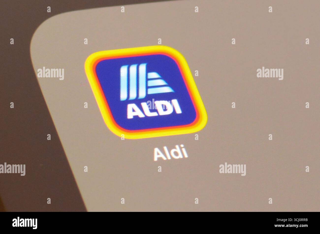 Aldi application hi-res stock photography and images - Alamy