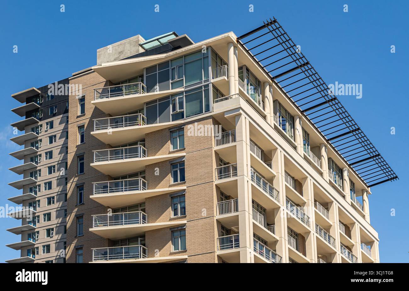 Luxury Real Estate and Homes for Sale - Sotheby's International Realty - Luxury Apartments In Urban Developments