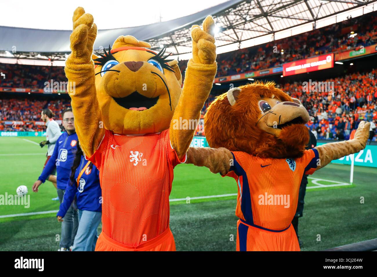 Fifa world cup 2026 mascots hi-res stock photography and images - Alamy