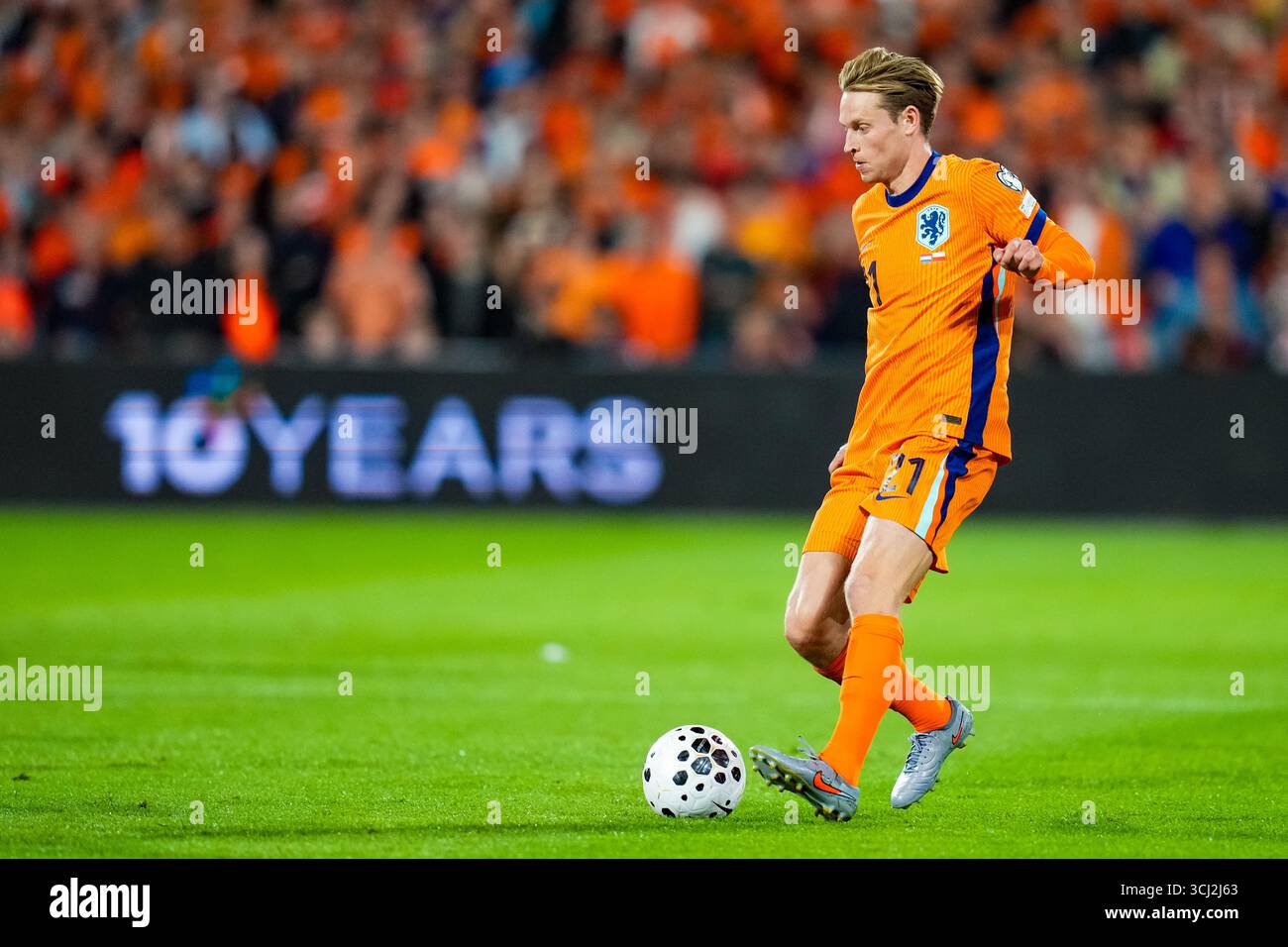 Rotterdam Frenkie De Jong Of The Netherlands Dribbles With The Ball rotterdam-frenkie-de-jong-of-the-netherlands-dribbles-with-the-ball