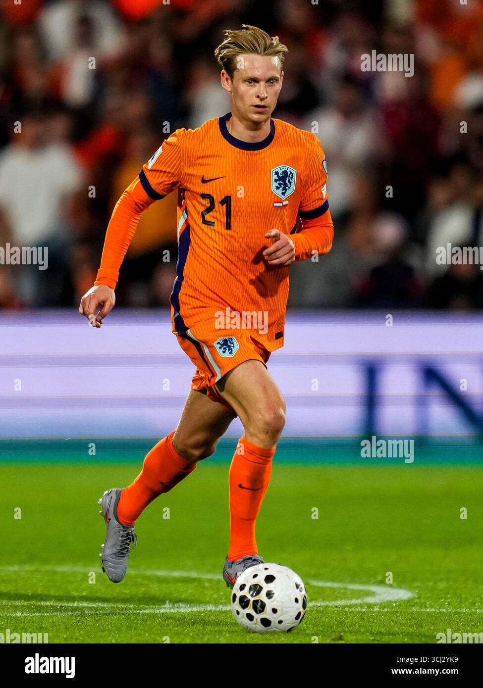 Tactical Showdown: Morocco's Compact Defense vs. Netherlands' Possession Play