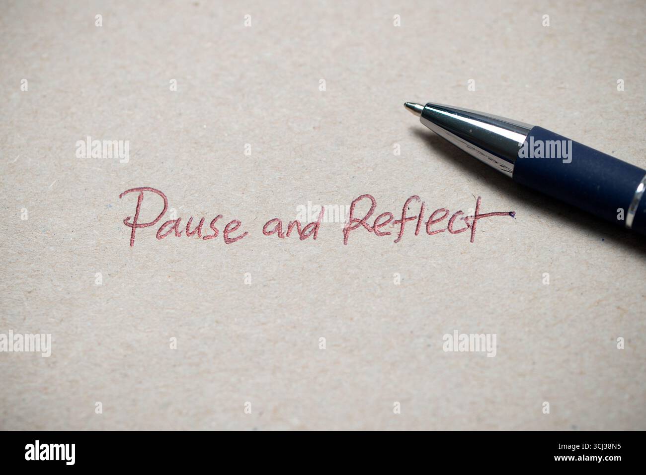 Handwritten note on paper hi-res stock photography and images - Alamy