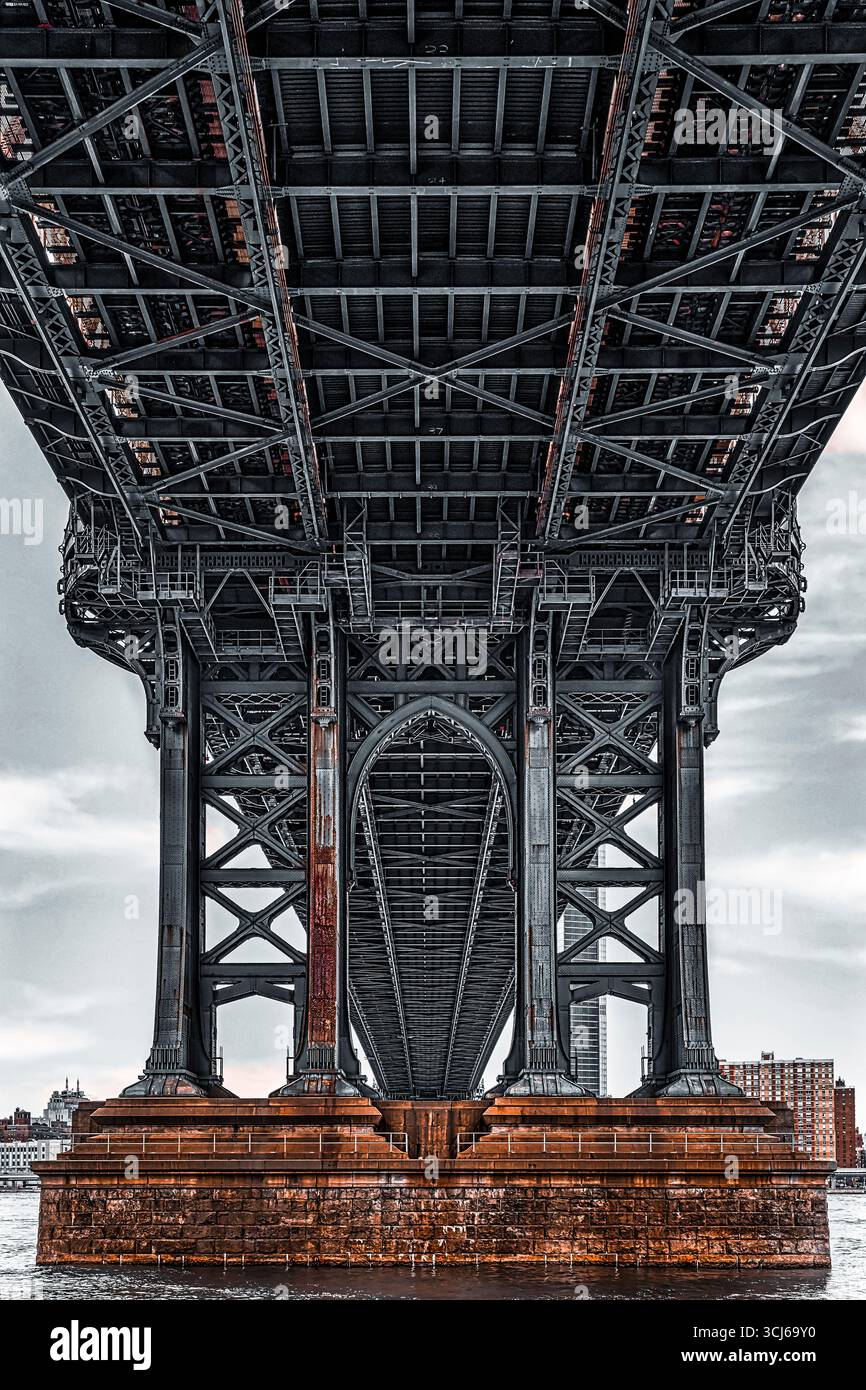 Dumbo hi-res stock photography and images - Alamy