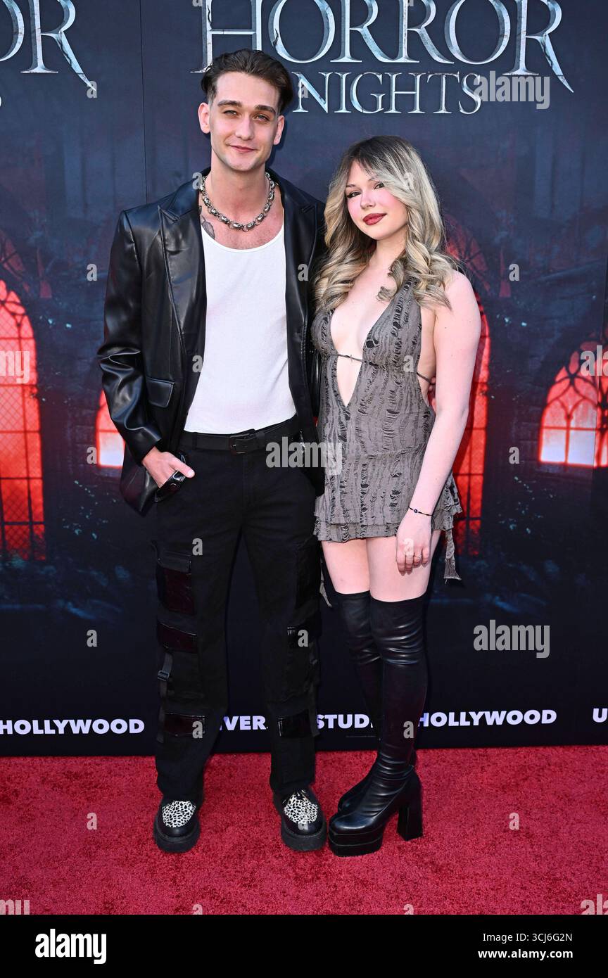 Cody Saintgnue mit Freundin Leilani Mallon bei der Eröffnung der