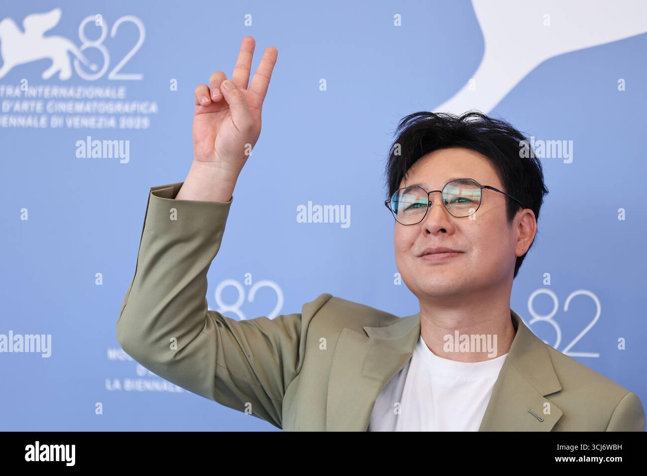 Zhang songwen hi-res stock photography and images - Alamy