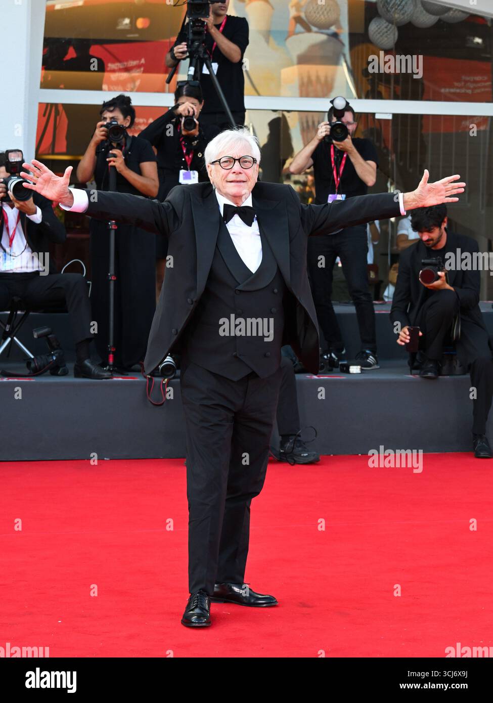 venice-82nd-venice-international-film-festival-2025-evening-10-red