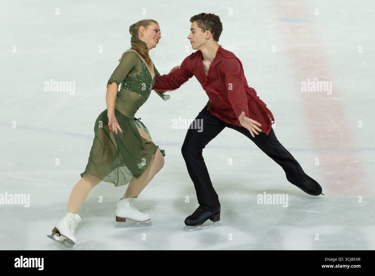 Jasmine ROBERTSON and Chase ROHNER (Usa) during ISU Junior Grand Prix ...
