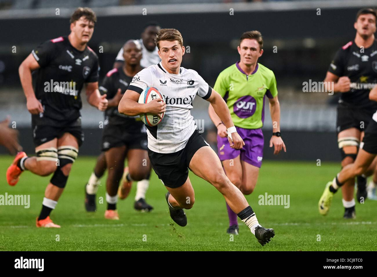 Simon Wilson Rugby Oscar Wilson of Saracensduring the match between Hollywoodbets Sharks ...