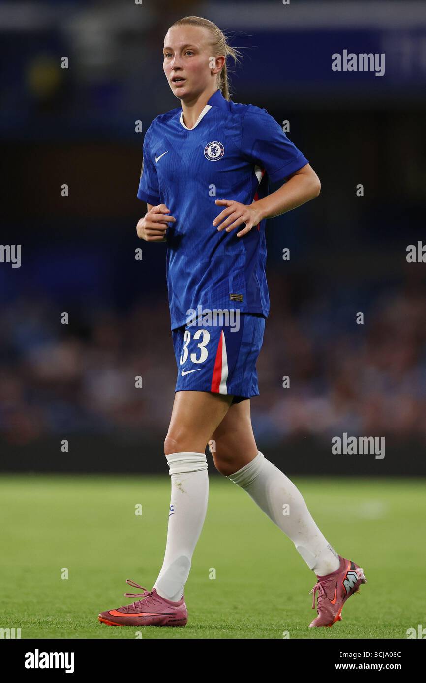 London, England, 5th September 2025. Aggie Beever-Jones of Chelsea ...