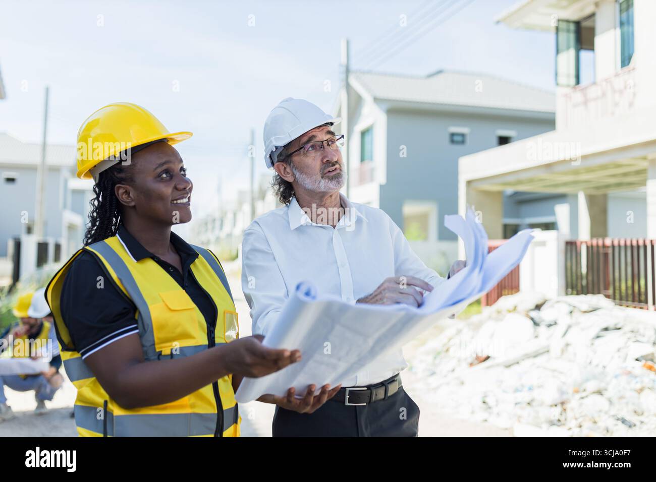 Senior Construction Engineer Project manager work inspect home build ...