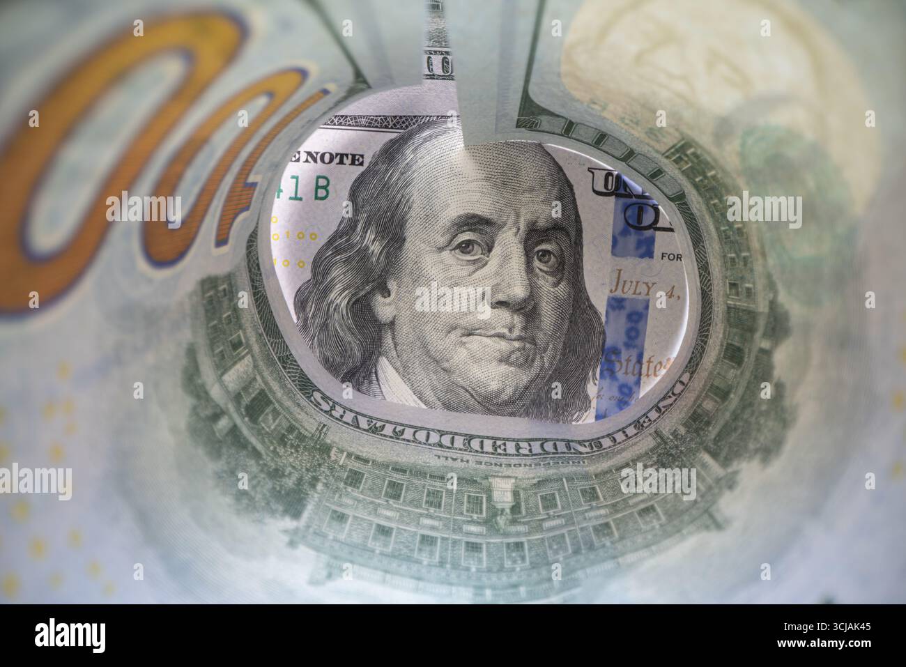 Macro details of 100 dollar bill Stock Photo - Alamy