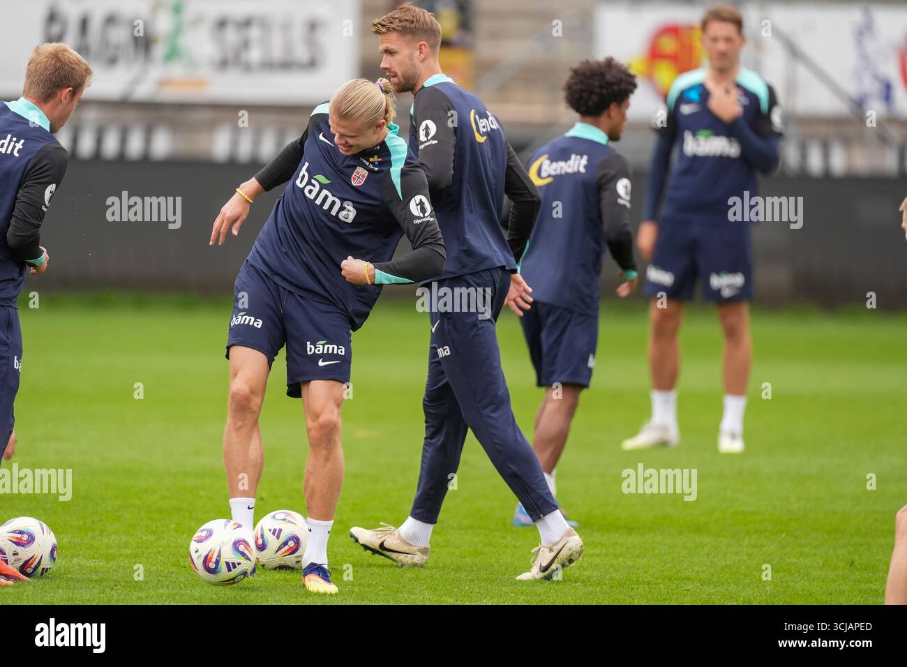 kristoffer-ajer-erling-haaland-hi-res-stock-photography-and-images-alamy