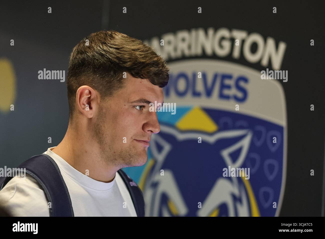 Josh Thewlis Of Warrington Wolves Arrives During The Betfred Super josh-thewlis-of-warrington-wolves-arrives-during-the-betfred-super