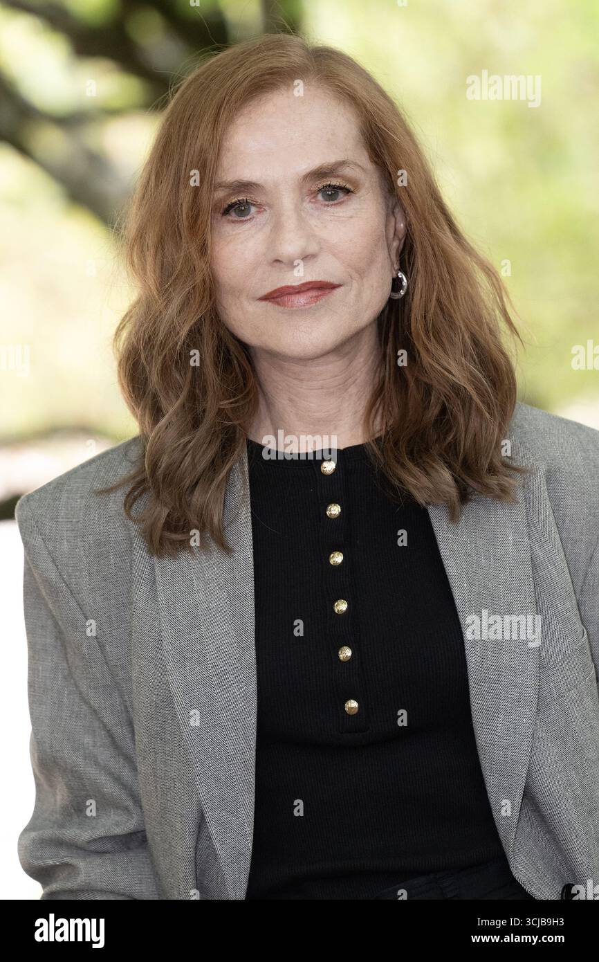 Isabelle Huppert attends the La femme la plus riche du monde photocall ...
