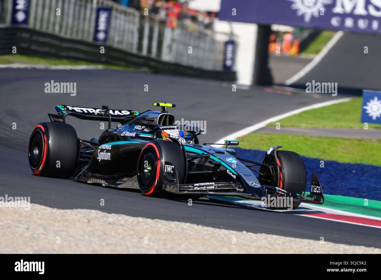Italian gp grid hi-res stock photography and images - Alamy, image size:1300x956