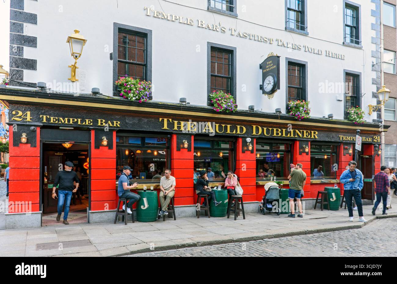 The Auld Dubliner Bar pub, Temple Bar, Dublin, Ireland. Stock Photo