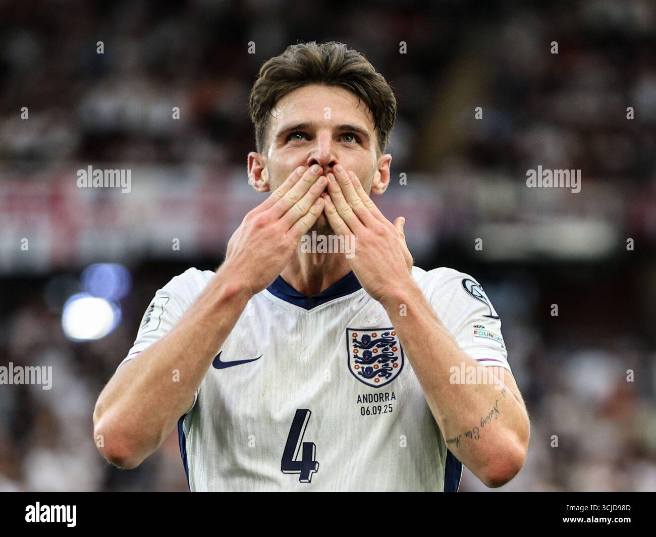 declan-rice-4-england-celebrates-after-scoring-england-s-second-goal
