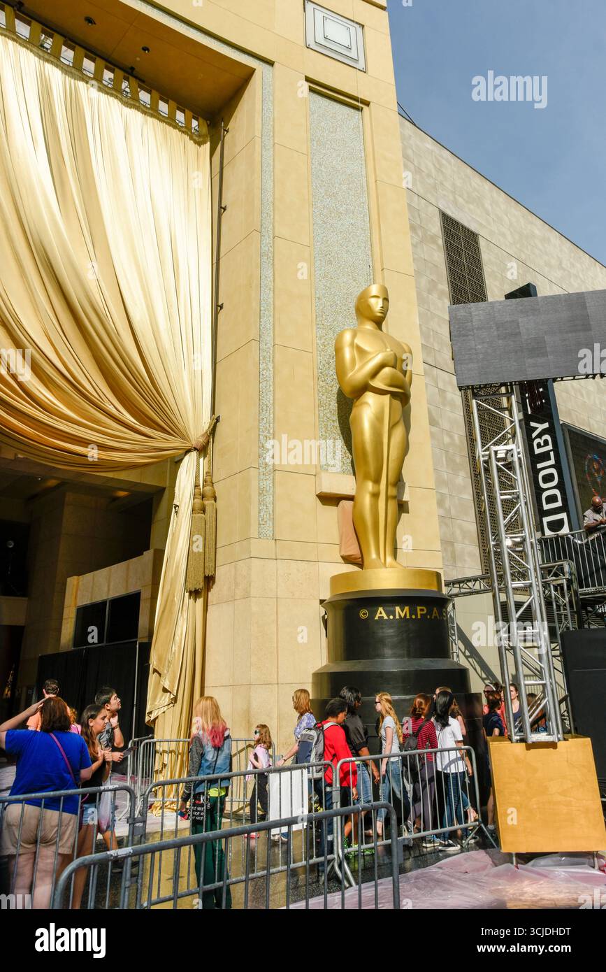 HOLLYWOOD, CALIFORNIA, USA: Behind the scenes during preparations for the 87th Annual Academy Awards® underway on Hollywood Boulevard outside the Dolby Theatre in Hollywood, California on February 18, 2015. © Lee Roth / Roth Stock Archives Stock Photo