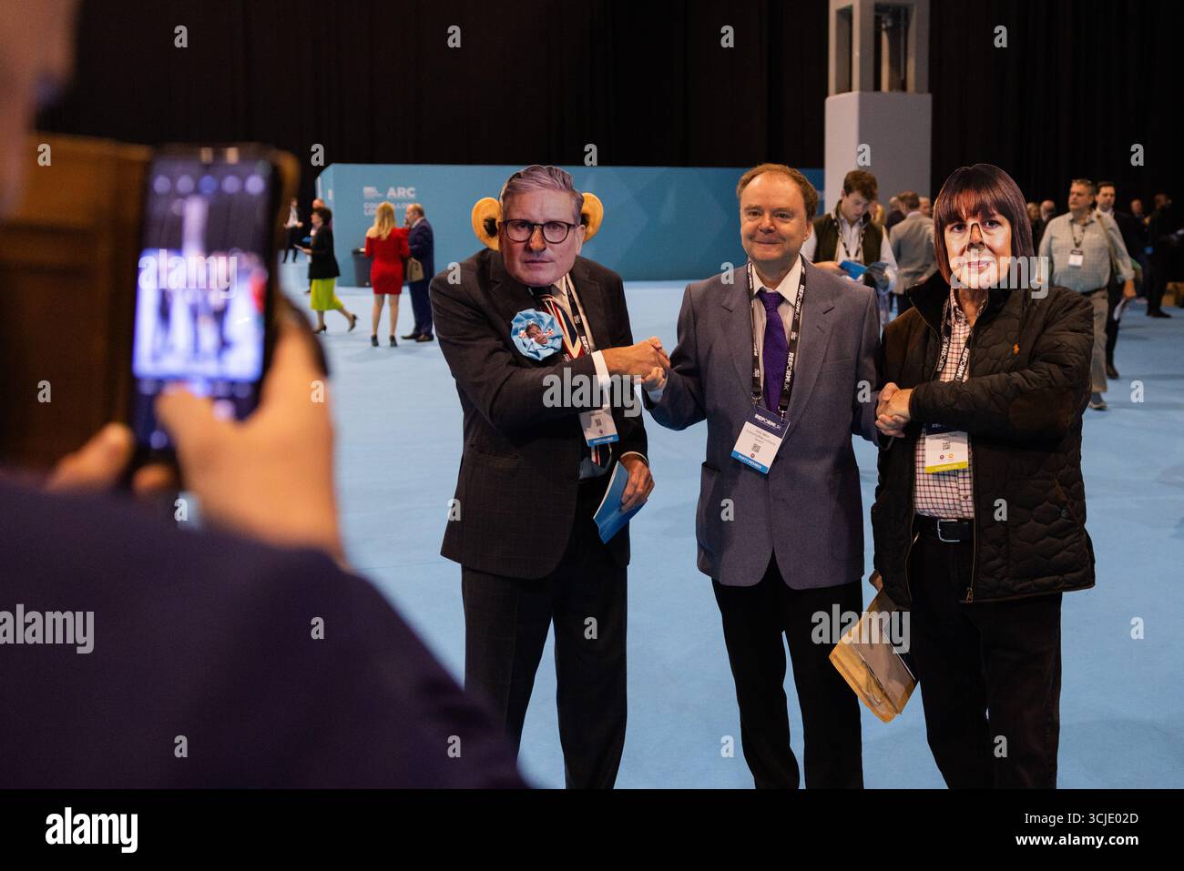Rachel Reeves Mask Birmingham, UK. 05 SEP, 2025. People wearing Keir Starmer and Rachel ...