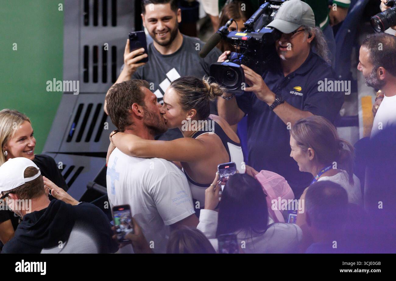 Queens, United States. 06th Sep, 2025. Queens, New York City. 06 Sep 2025: Aryna Sabalenka wins the championship after defeating Amanda Anisimova (USA) in the women's final during the 2025 US Open. Credit: corleve/Alamy Live News Stock Photo