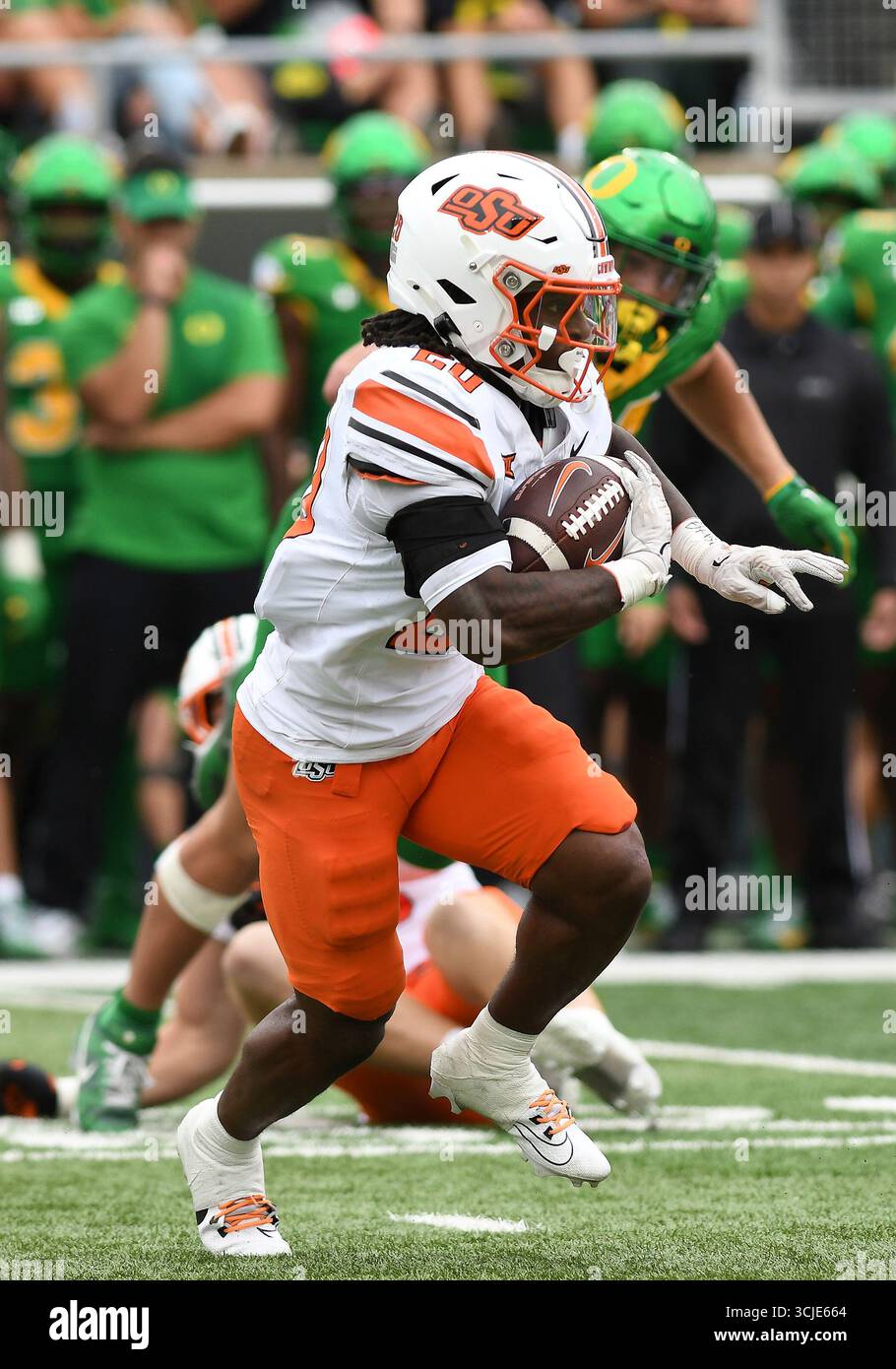 EUGENE, OR - SEPTEMBER 06: Oklahoma State Cowboys running back Rodney ...