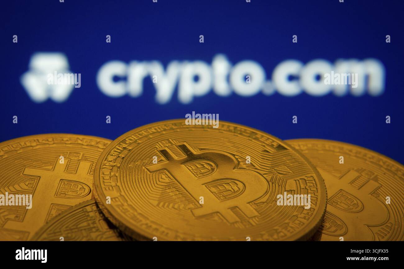 Crypto com coin hi-res stock photography and images - Page 2 - Alamy
