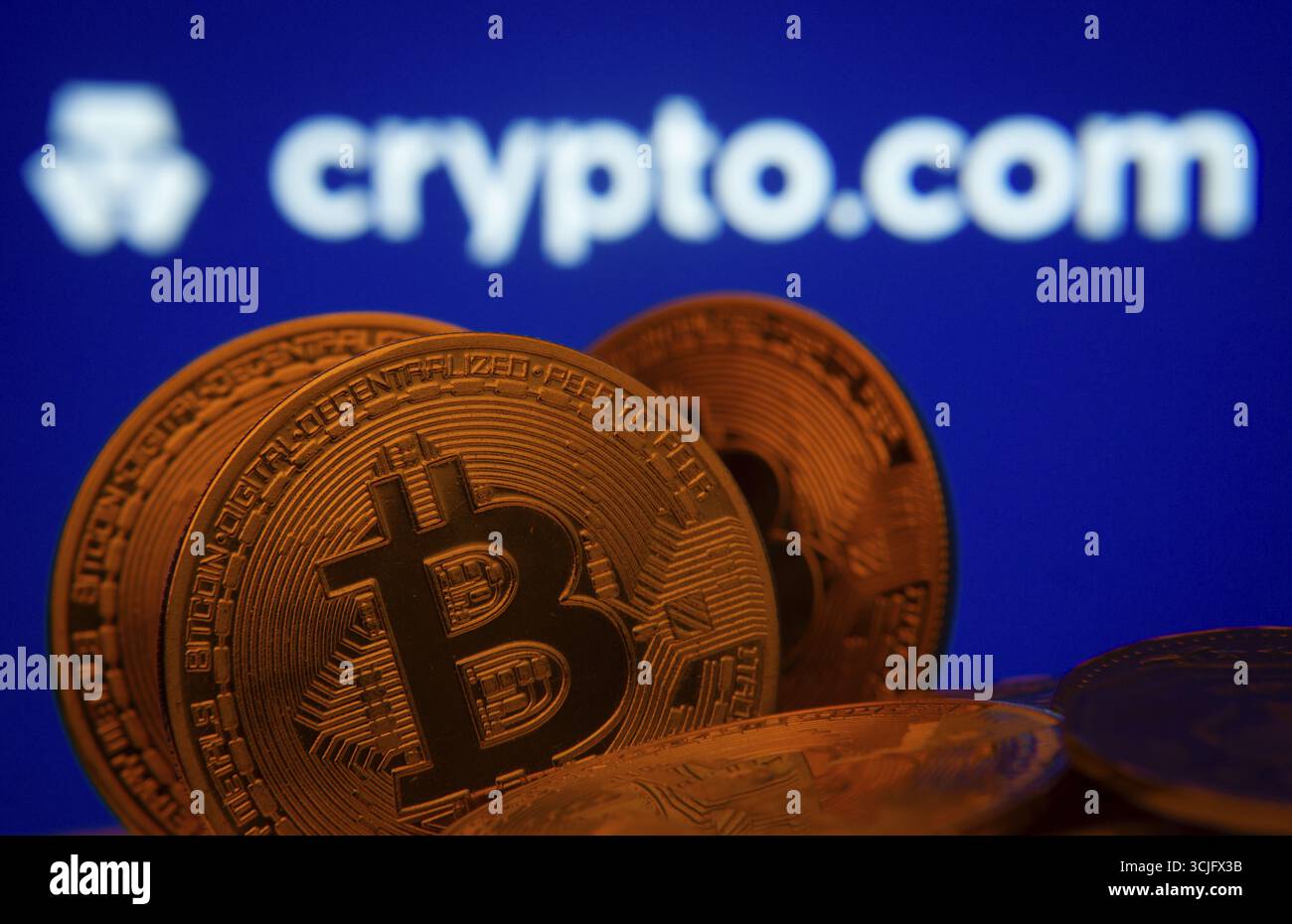 Crypto com coin hi-res stock photography and images - Page 2 - Alamy