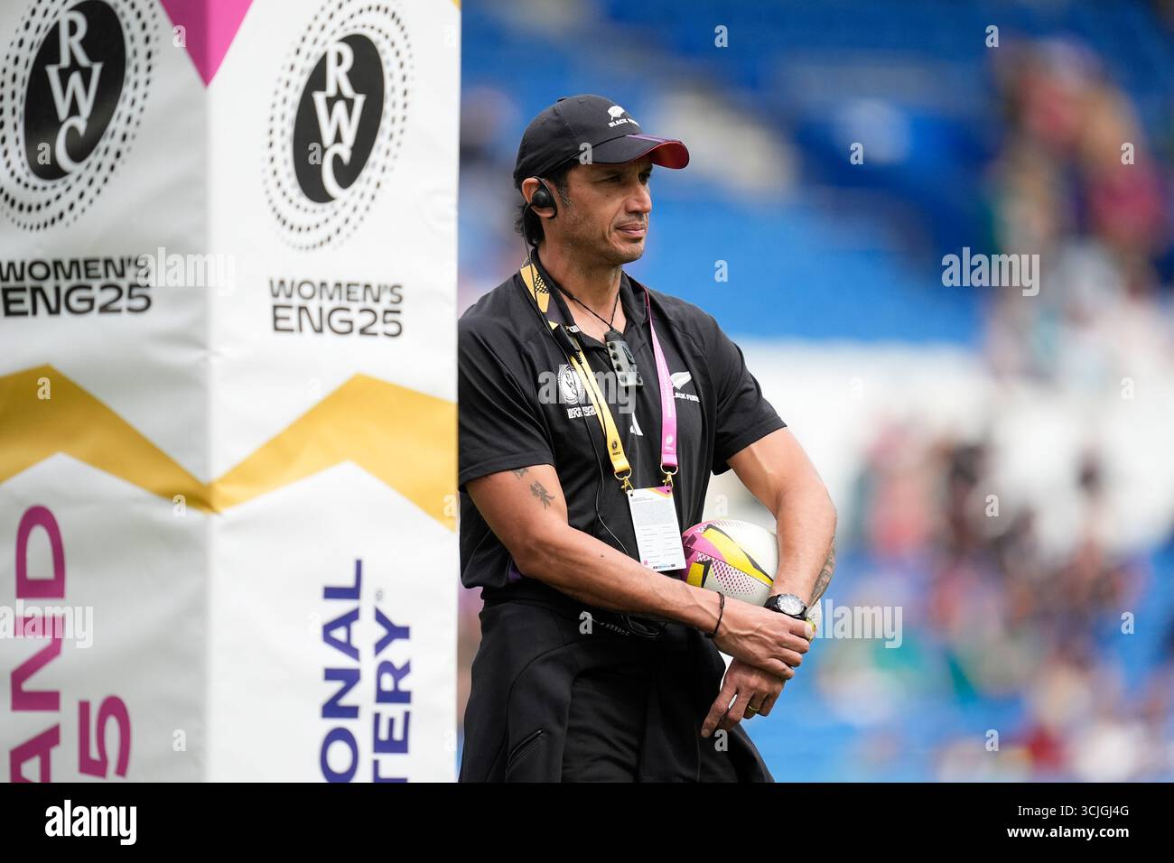 New Zealand head coach Allan Bunting on the pitch ahead of the Women's ...