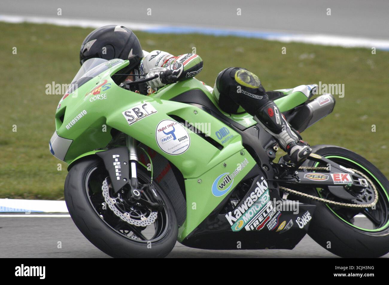 Zx 6rr hi-res stock photography and images - Alamy