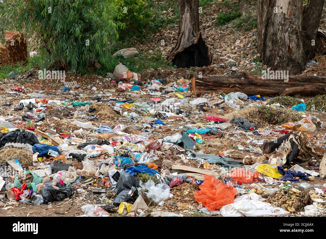 Domestic waste dump hi-res stock photography and images - Alamy