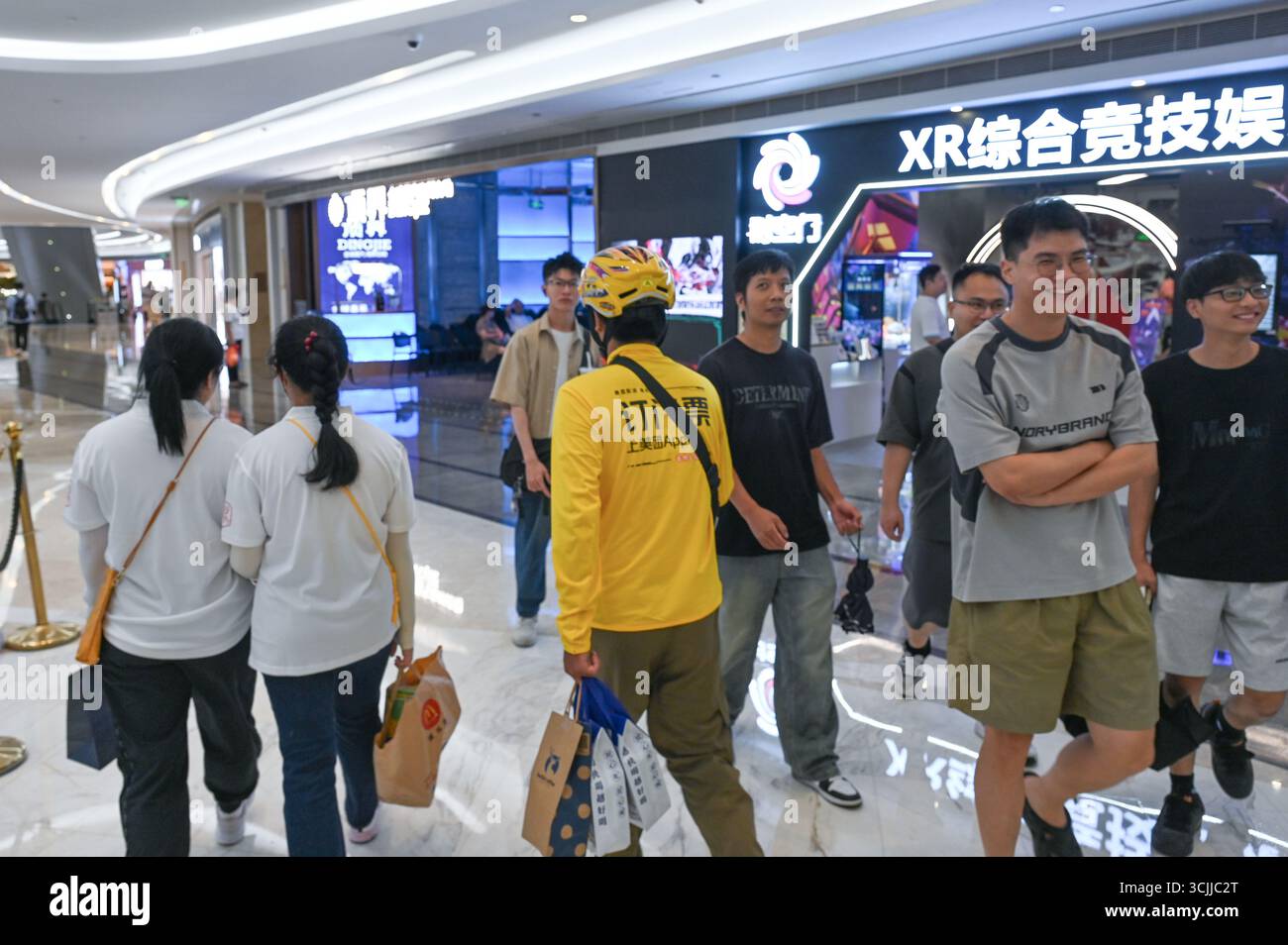 美团收购叮咚买菜：2025年资本开支增加影响深度分析