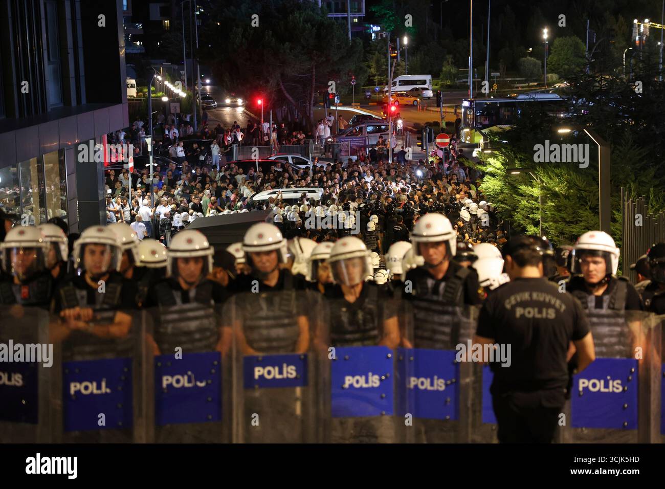 Turkish Police Raid Opposition Party Headquarters and Remove Leader
