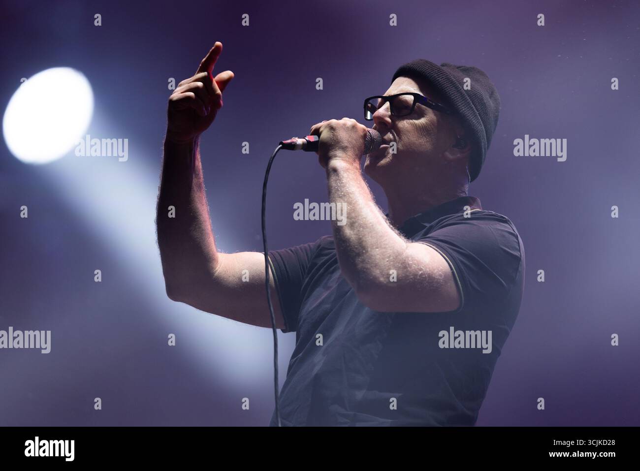 Sao Paulo, Brazil. 07th Sep, 2025. SP - SAO PAULO - 07/09/2025 - SAO PAULO, THE TOWN 2025 - SP - SAO PAULO - 07/09/2025 - SAO PAULO, THE TOWN 2025 - Greg Graffin, lead singer of the North American band Bad Religion during a performance on the Skyline stage at the 2nd edition of The Town music festival, on September 7, 2025, at the Interlagos Racetrack in Sao Paulo. Photo: Ettore Chiereguini/AGIF (Photo by Ettore Chiereguini/AGIF/Sipa USA) Credit: Sipa USA/Alamy Live News Stock Photo