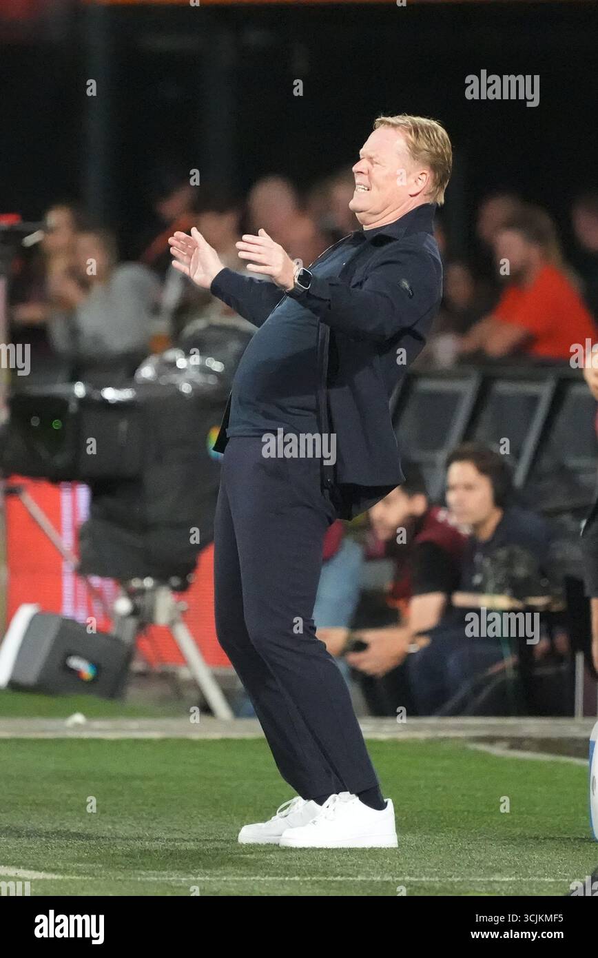 Why did Ronald Koeman leave the Netherlands national team?