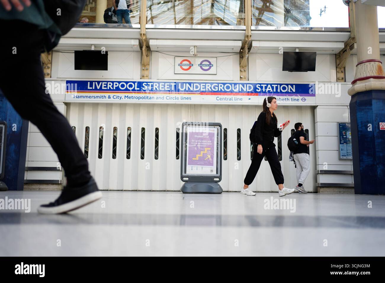 Closed gates at the entrance for Liverpool Street Underground station ...