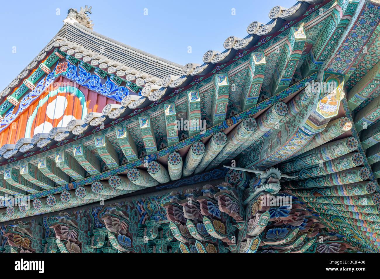 Beautiful Architecture in Yonggungsa temple, Haeundae, Busan, South Korea Stock Photo