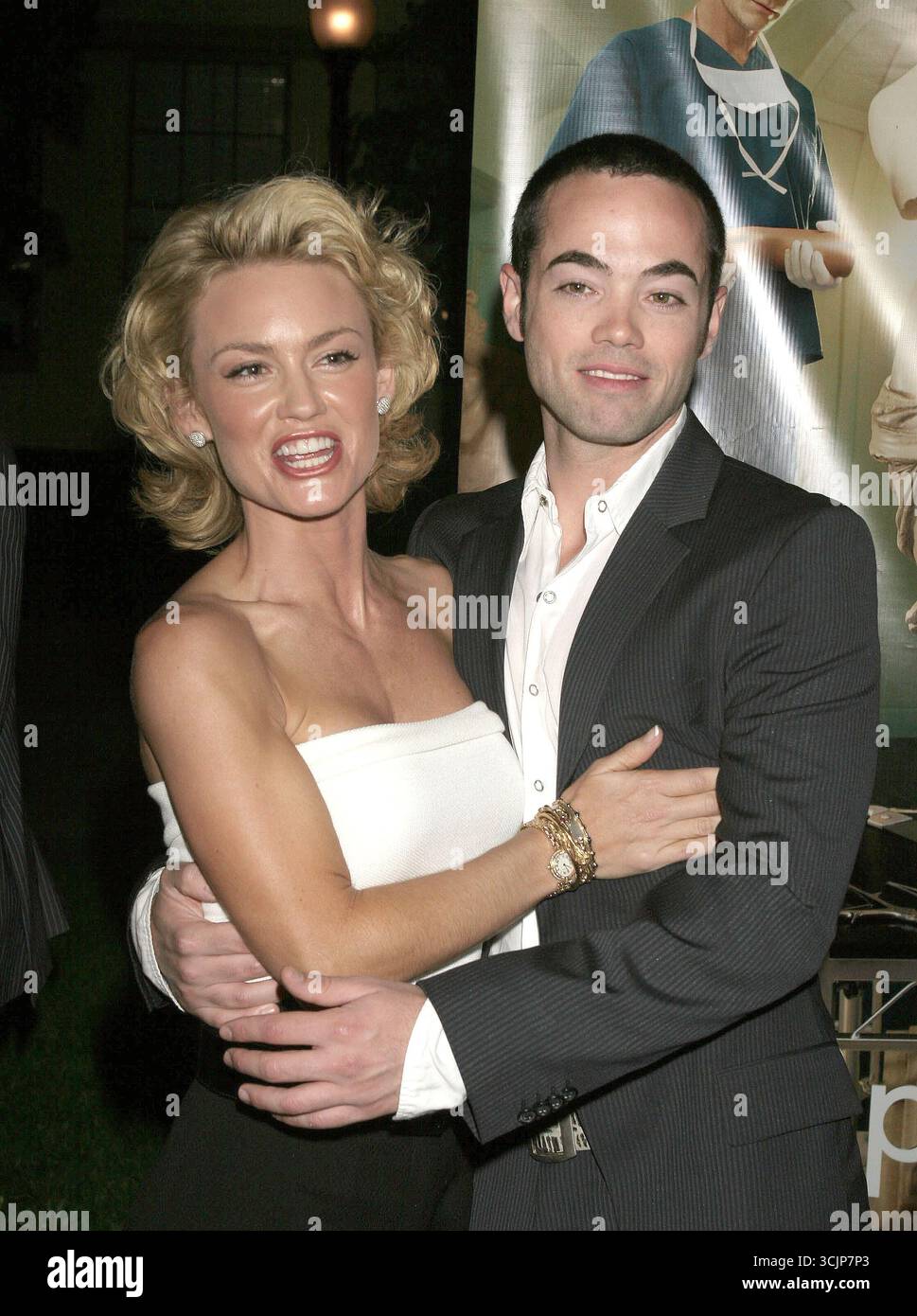 Nip tuck season four premiere hi-res stock photography and images - Page 4  - Alamy, image size:969x1390