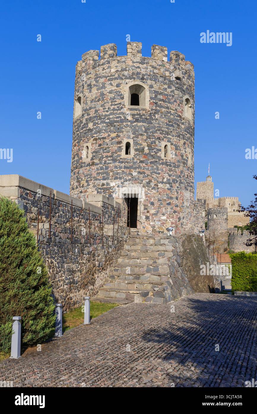 Medieval castle ramparts hi-res stock photography and images - Alamy