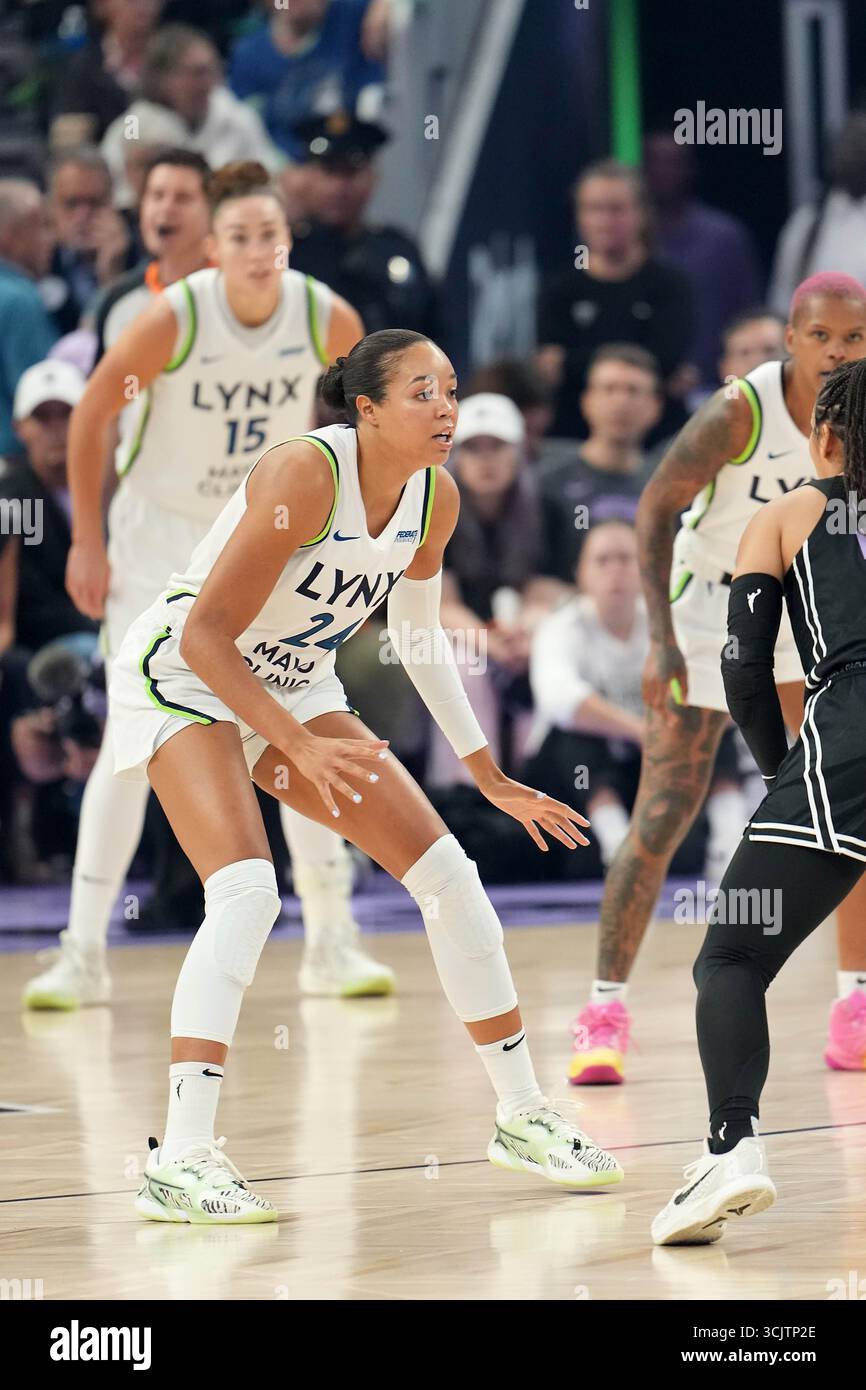 Defensive Wnba Minnesota Lynx forward Napheesa Collier (24) playing defense during the ...