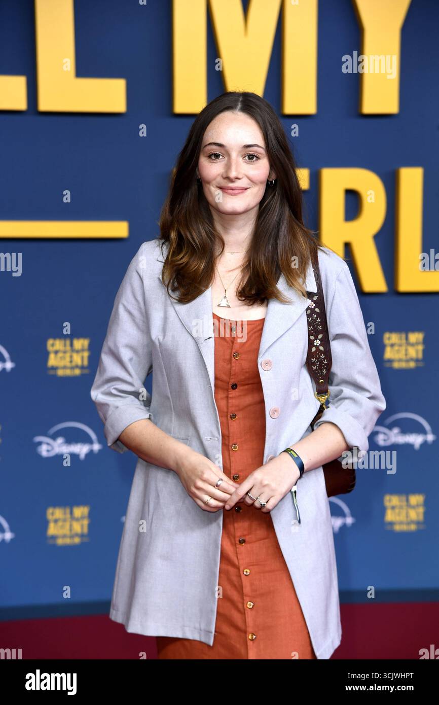 Maria Ehrich bei der Weltpremiere von Disney Original Serie Call