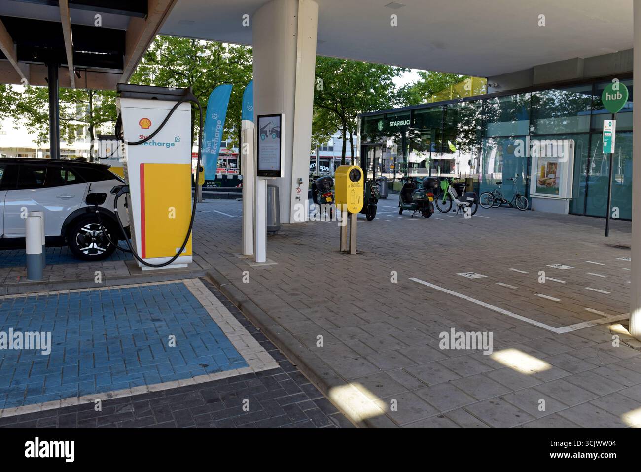 The Mobility hub and Shell Recharge Charging Station, HofPlain 19 ...
