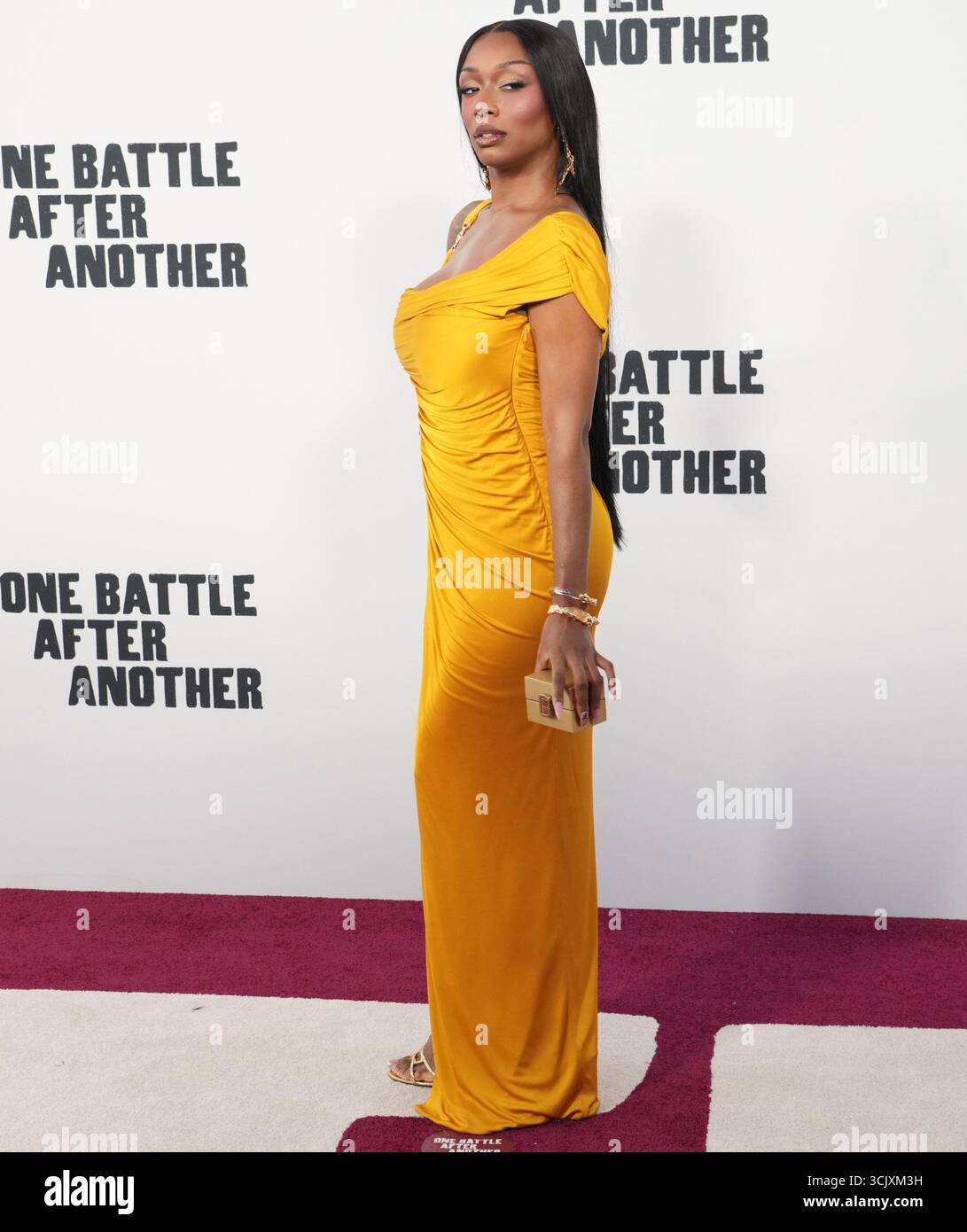 Shayna McHayle Arrives At The Warner Bros ONE BATTLE AFTER ANOTHER Shayna Mchayle Arrives At The Warner Bros One Battle After Another World Premiere Held At The Tcl Chinese Theatre In Hollywood Ca On Monday September 8 2025 Photo By Sthanlee B Miradorsipa Usa 3CJXM3H 